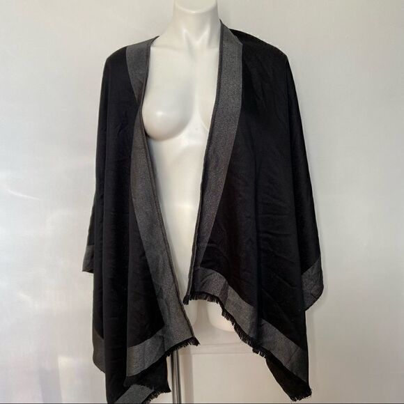 CK Metallic Knit Poncho Scarf Wrap - Picture 10 of 14